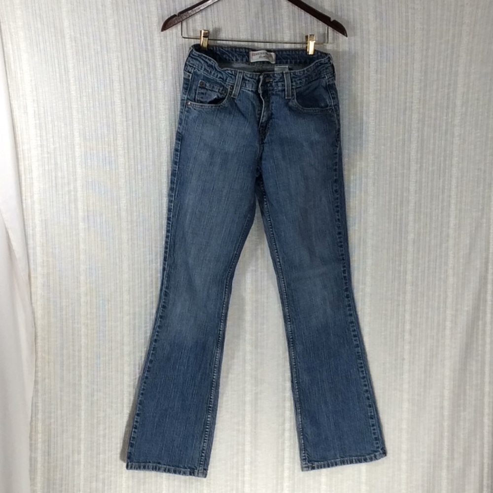 Levi’s Stretch Low Rise Bootcut Jeans-Size 6